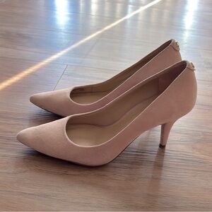Michael Kors suede pink pumps
